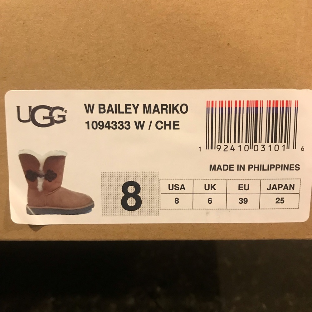 New UGG Mariko Boots, Short Chestnut UGGs, 8 & 9 - Picture 8 of 8